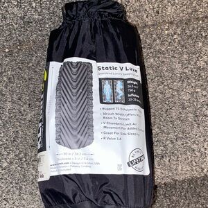 Klymit Static V Luxe Sleeping Pad - Black